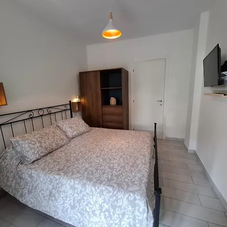 Tartarigo Bed and Breakfast *